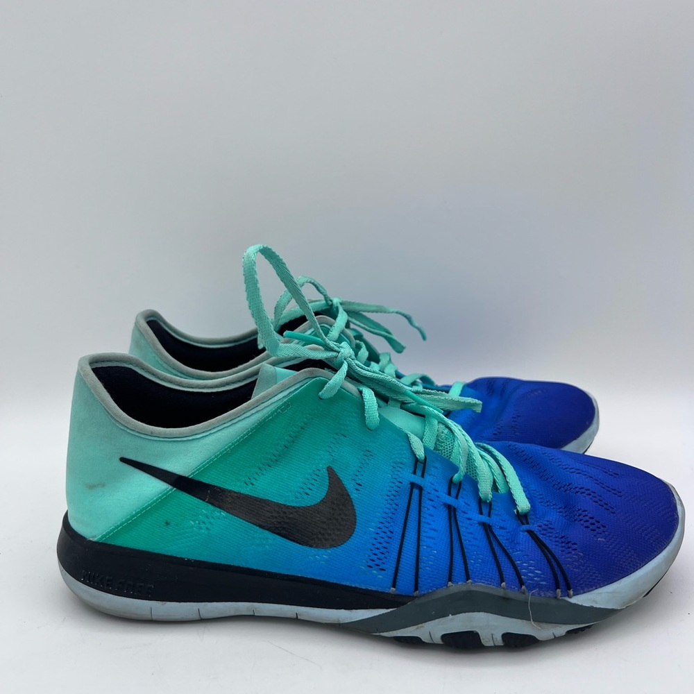 Nike‎ Women's Free Tr 6 Spectrum Fitness Shoes Size 8